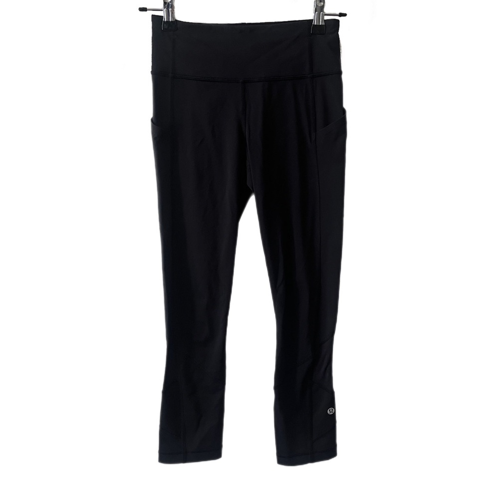 LULULEMON | High-Rise Cropped Leggings | Sz 2